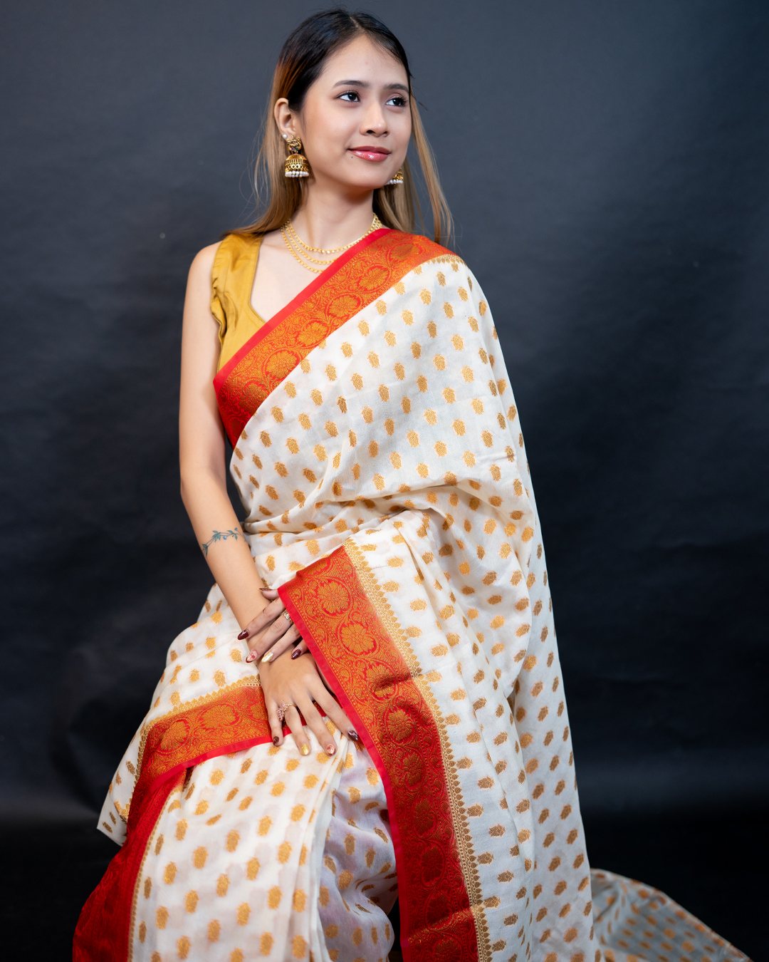Ivory Saree with Gold Butis and Red-Gold Brocade Border — detail, view two